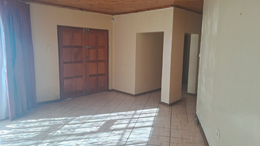 4 Bedroom Property for Sale in Mdantsane Nu 17 Eastern Cape